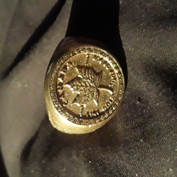 18k gold ring. Size 11 17.1 g. - Picture 2 of 3